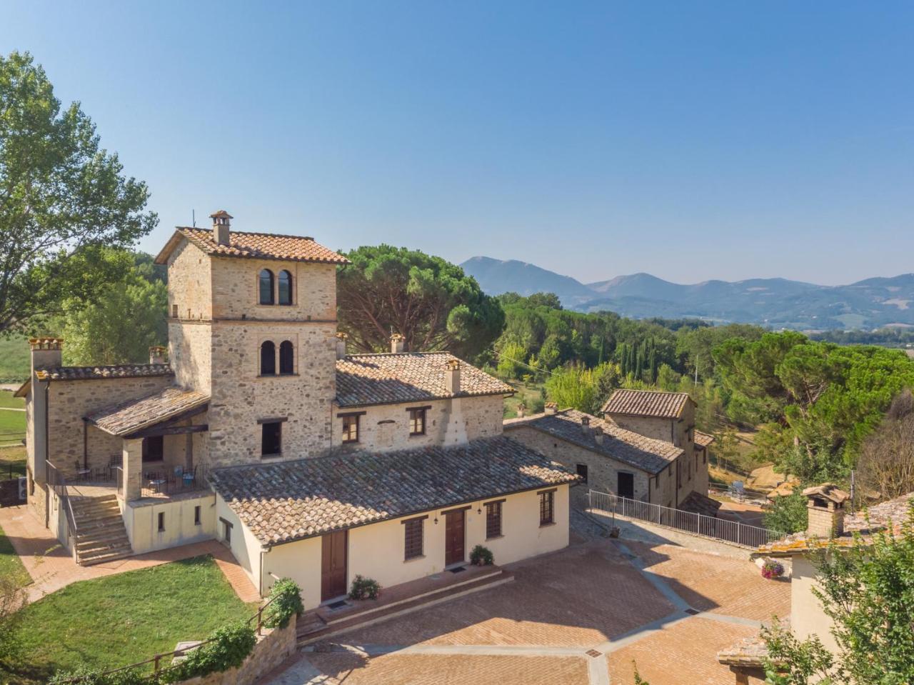 Gh Borgo Pulciano Agriturismo Montone  Εξωτερικό φωτογραφία