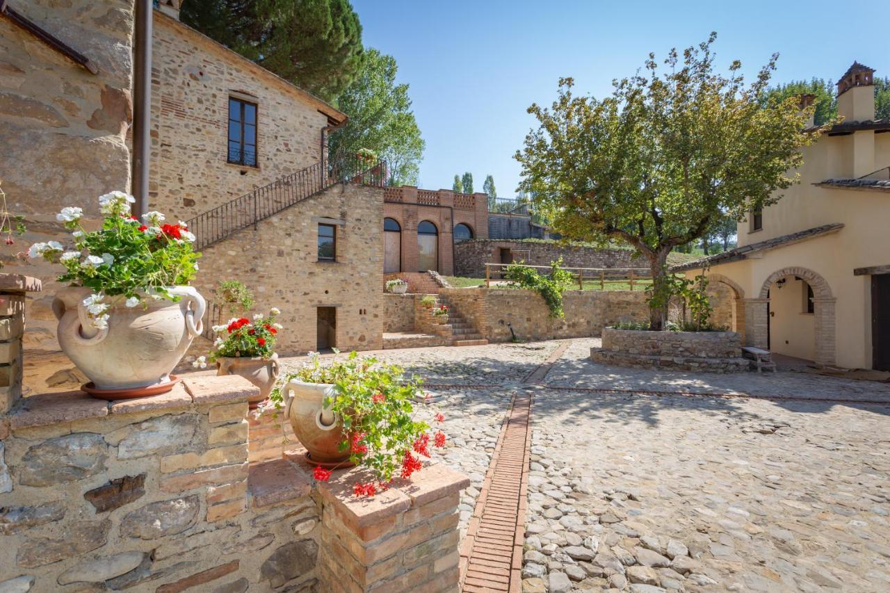 Gh Borgo Pulciano Agriturismo Montone  Εξωτερικό φωτογραφία