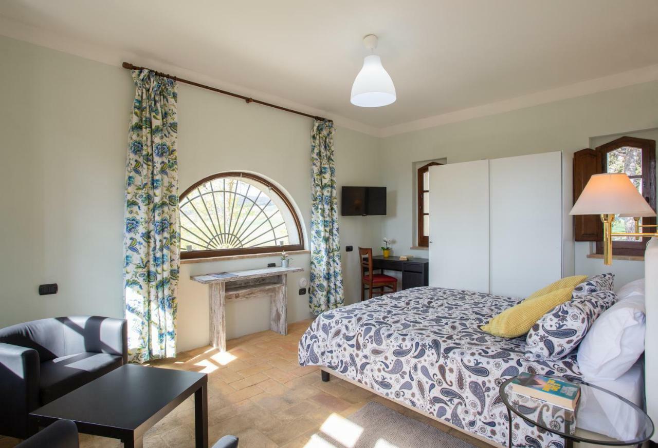 Gh Borgo Pulciano Agriturismo Montone  Εξωτερικό φωτογραφία