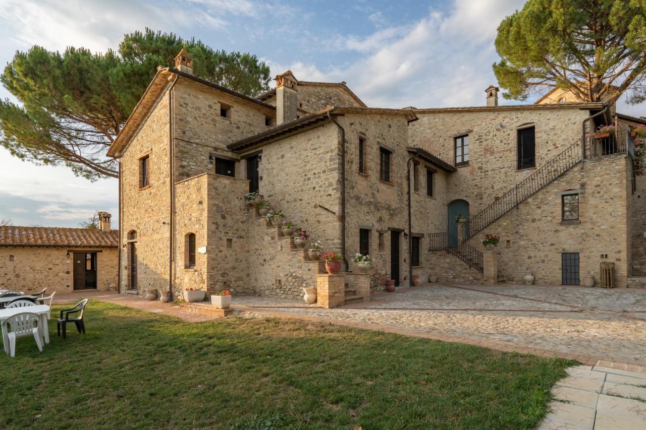 Gh Borgo Pulciano Agriturismo Montone  Εξωτερικό φωτογραφία