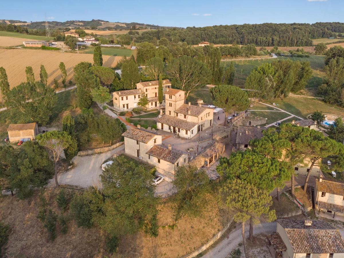 Gh Borgo Pulciano Agriturismo Montone  Εξωτερικό φωτογραφία